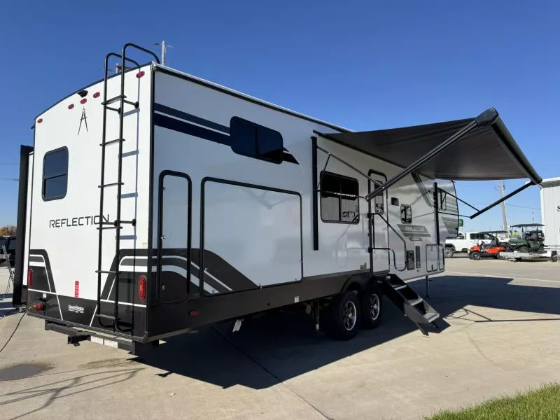 new Fifth Wheel Trailers Grand Design RV  for sale, in Fargo, ND Thumbnail 3