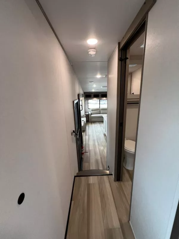 new Fifth Wheel Trailers Grand Design RV Grand Design for sale, in Fargo, ND Thumbnail 25