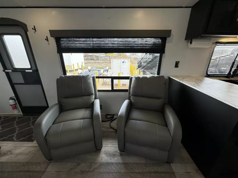 used Travel Trailers Keystone RV Springdale for sale, in Fargo, ND Thumbnail 24