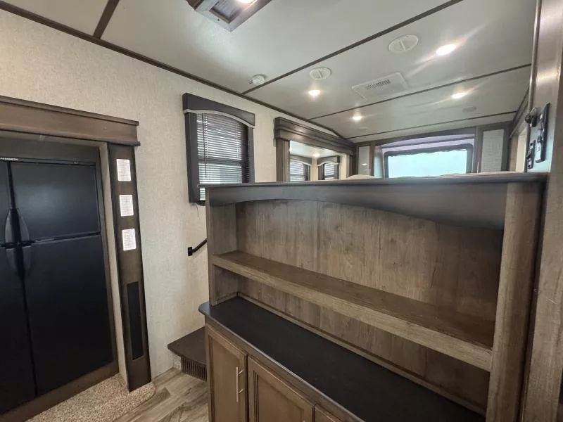 used Travel Trailers Keystone RV Keystone RV for sale, in Fargo, ND Thumbnail 18