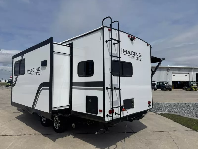 new Travel Trailers Grand Design RV Grand Design for sale, in Fargo, ND Thumbnail 5