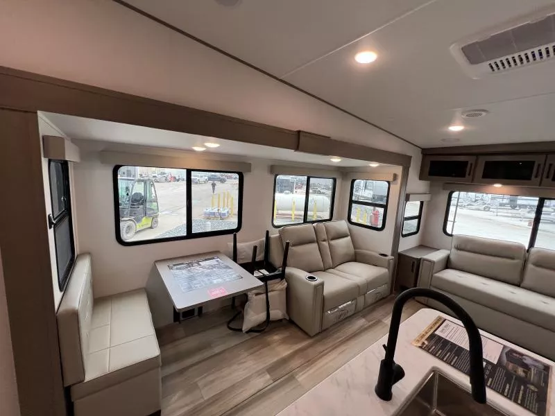 new Fifth Wheel Trailers Grand Design RV Grand Design for sale, in Fargo, ND Thumbnail 12