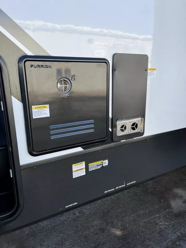 new Toy Haulers Forest River XLR Nitro for sale, in Fargo, ND Thumbnail 14