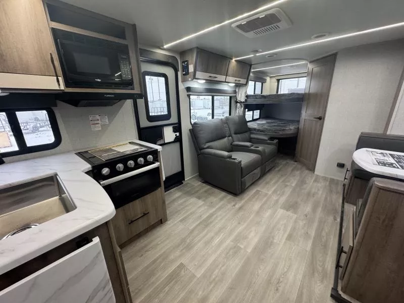 new Travel Trailers Grand Design RV Imagine XLS for sale, in Fargo, ND Thumbnail 20