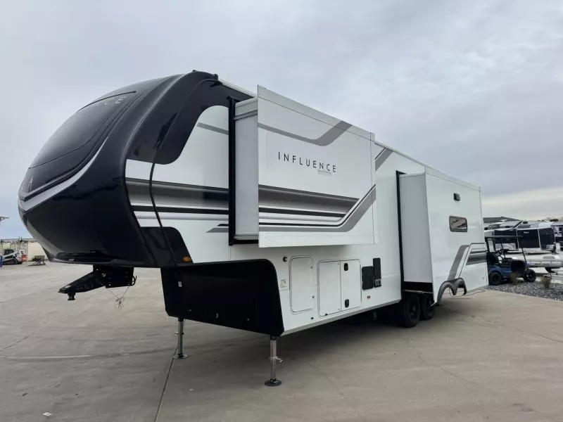 new Fifth Wheel Trailers Grand Design RV  for sale, in Fargo, ND Thumbnail 32