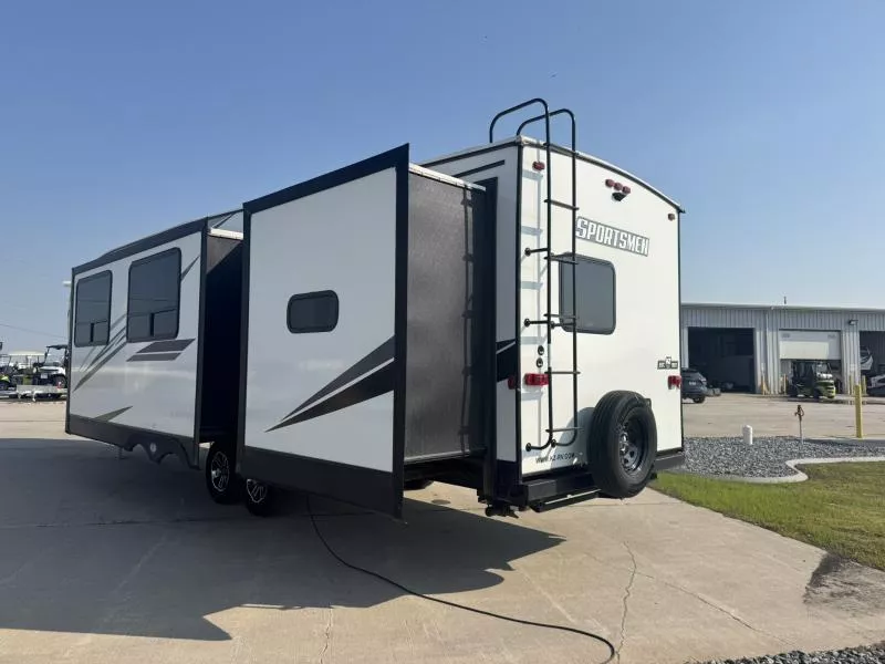 used Fifth Wheel Trailers Kz  for sale, in Fargo, ND Thumbnail 5