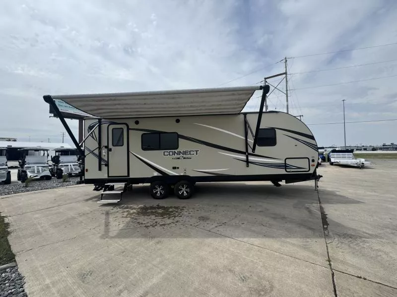 used Travel Trailers Kz Kz for sale, in Fargo, ND Thumbnail 2