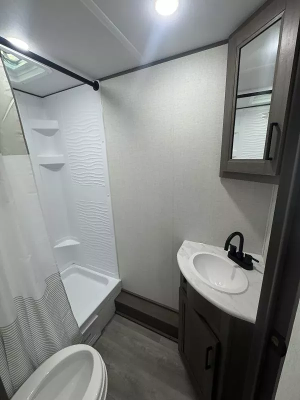 new Travel Trailers Grand Design RV  for sale, in Fargo, ND Thumbnail 34