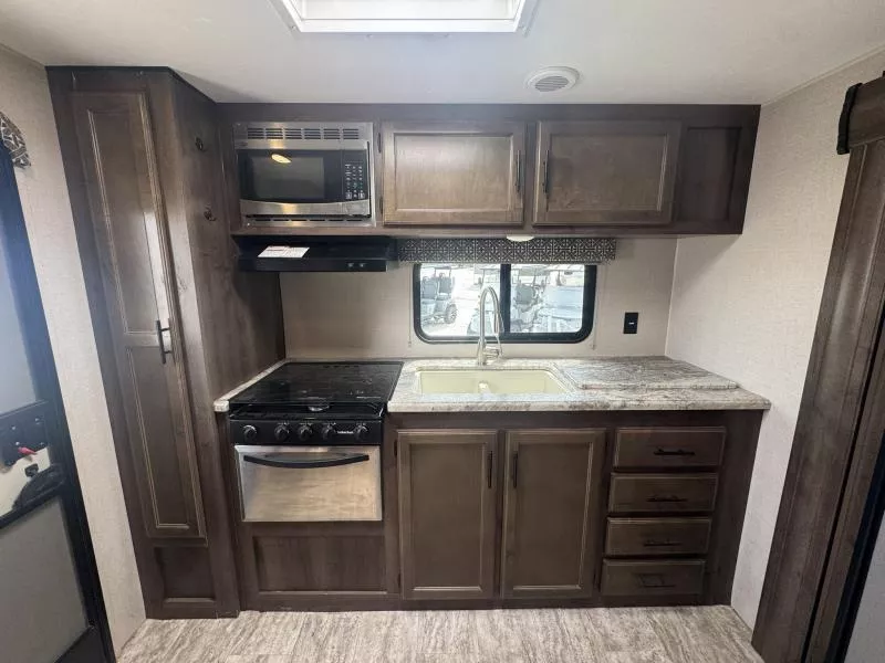 used Travel Trailers Kz Kz for sale, in Fargo, ND Thumbnail 31