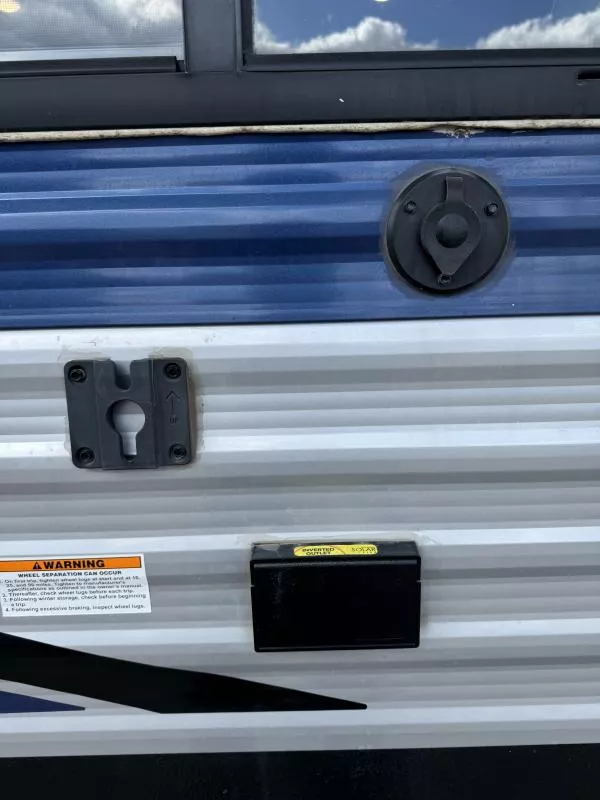 used Travel Trailers Keystone RV Springdale for sale, in Fargo, ND Thumbnail 16