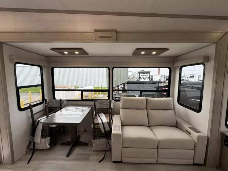 new Fifth Wheel Trailers Grand Design RV Influence for sale, in Fargo, ND Thumbnail 18