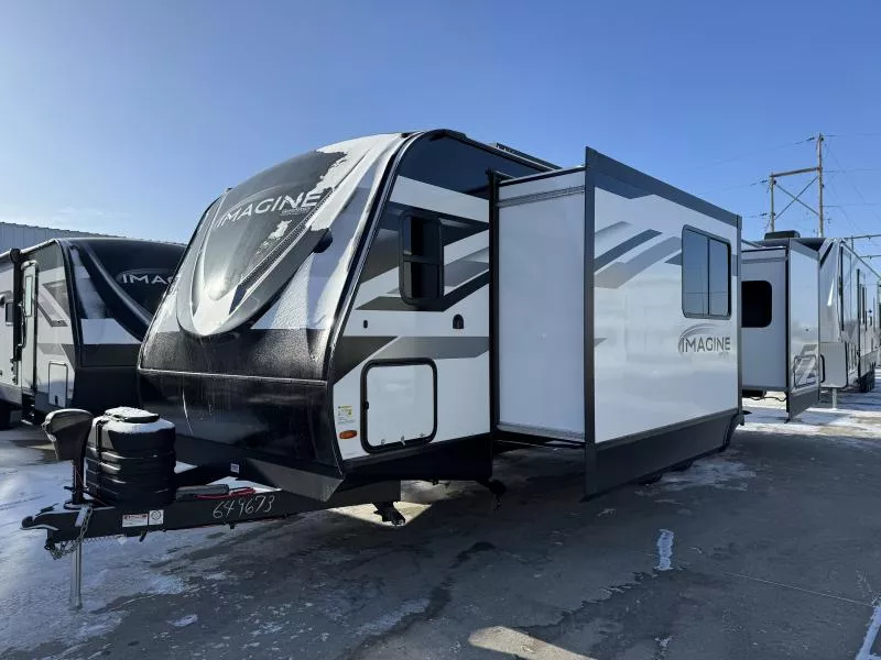 new Travel Trailers Grand Design RV Imagine for sale, in Fargo, ND Thumbnail 4