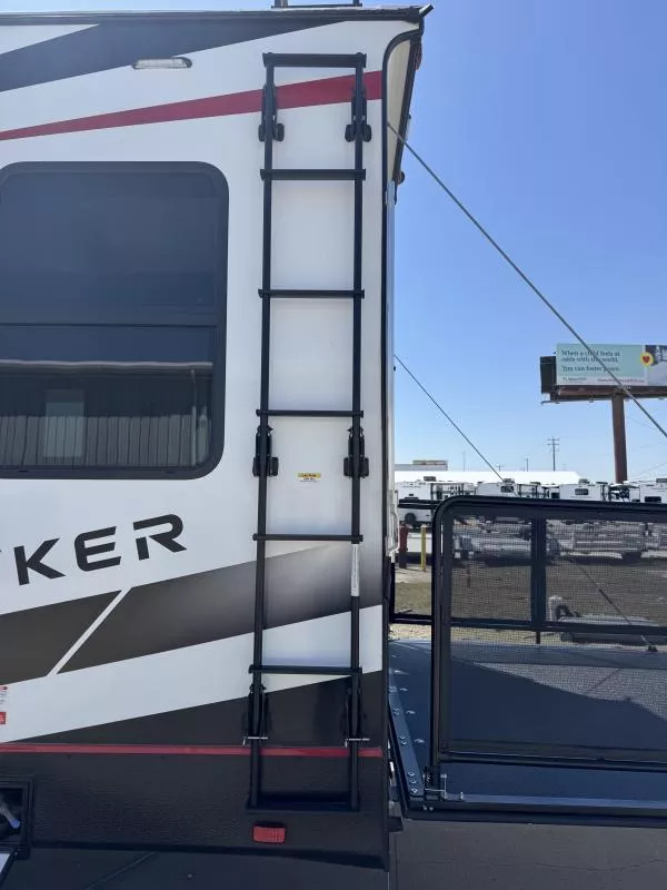 used Toy Haulers Cruiser RV Cruiser for sale, in Fargo, ND Thumbnail 13