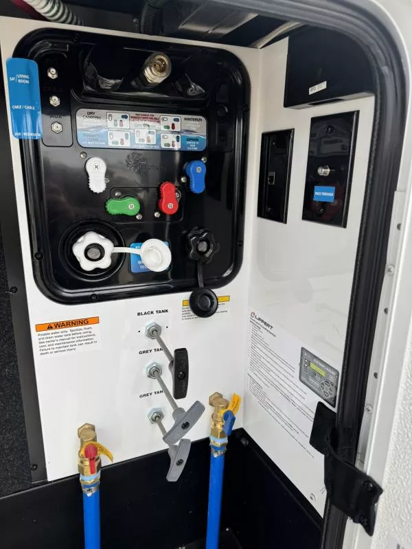 new Fifth Wheel Trailers Grand Design RV  for sale, in Fargo, ND Thumbnail 35