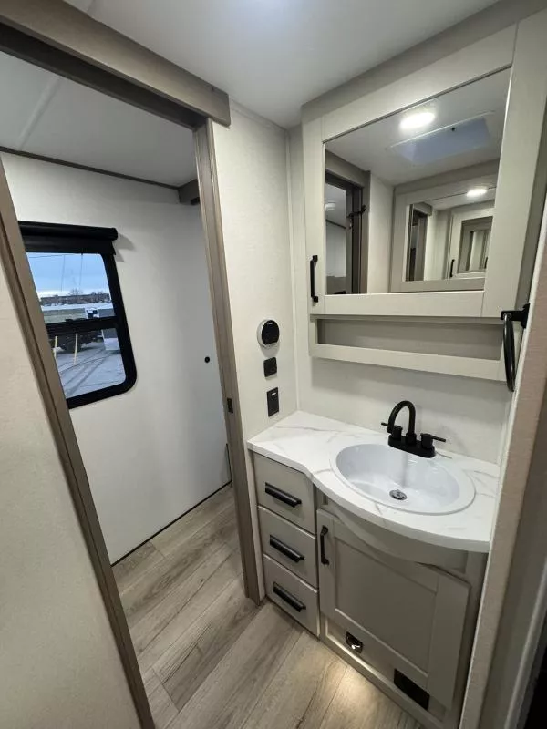 new Fifth Wheel Trailers Grand Design RV  for sale, in Fargo, ND Thumbnail 49