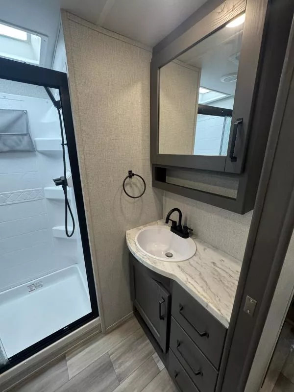 used Fifth Wheel Trailers Grand Design RV Grand Design for sale, in Fargo, ND Thumbnail 28