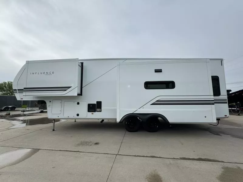 new Fifth Wheel Trailers Grand Design RV Influence for sale, in Fargo, ND Thumbnail 6