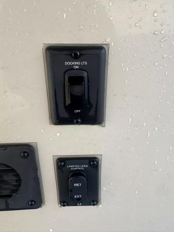 used Fifth Wheel Trailers Forest River  for sale, in Fargo, ND Thumbnail 16