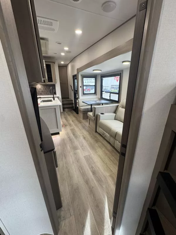 new Fifth Wheel Trailers Grand Design RV  for sale, in Fargo, ND Thumbnail 48