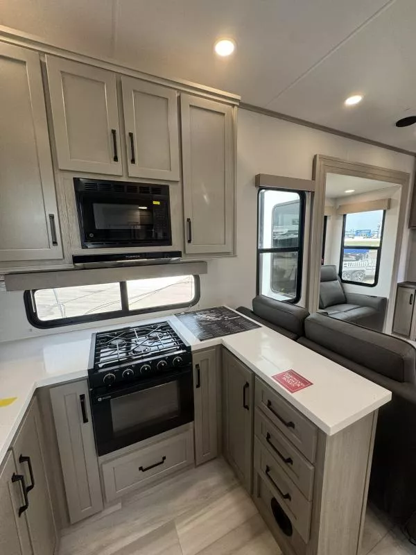 new Toy Haulers Grand Design RV Grand Design for sale, in Fargo, ND Thumbnail 42