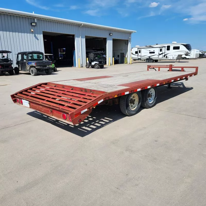 used Equipment / Flatbed Trailers PJ Trailers  for sale, in Fargo, ND Thumbnail 3