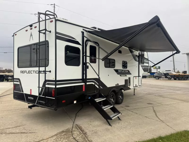 new Fifth Wheel Trailers Grand Design RV  for sale, in Fargo, ND Thumbnail 3