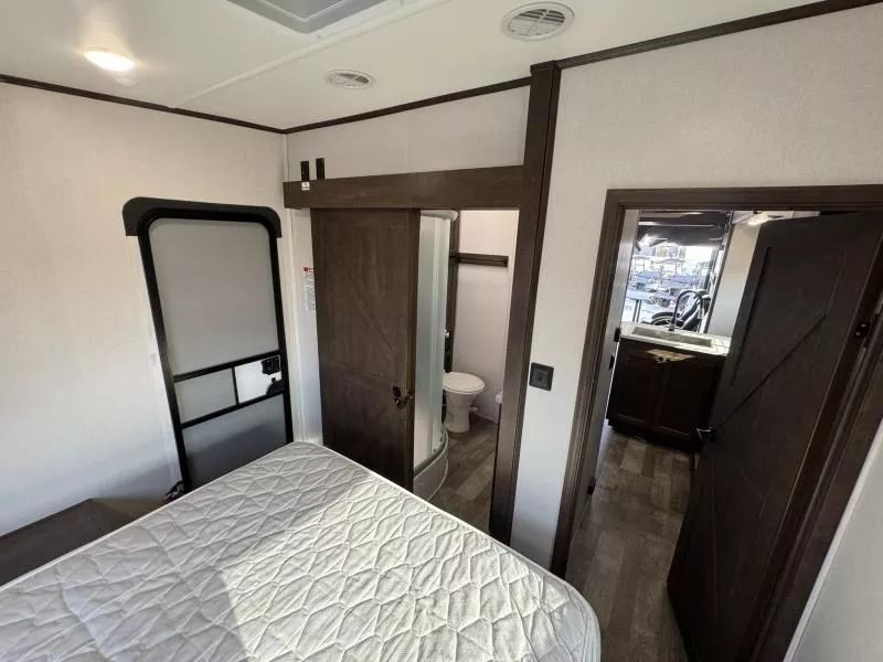 used Toy Haulers Forest River  for sale, in Fargo, ND Thumbnail 40