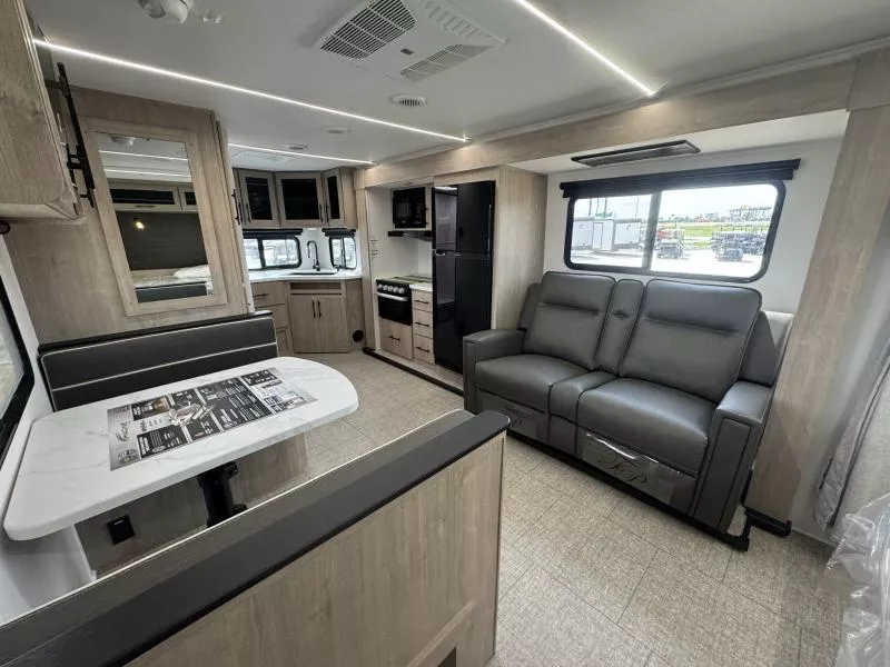 new Travel Trailers Grand Design RV Grand Design for sale, in Fargo, ND Thumbnail 22