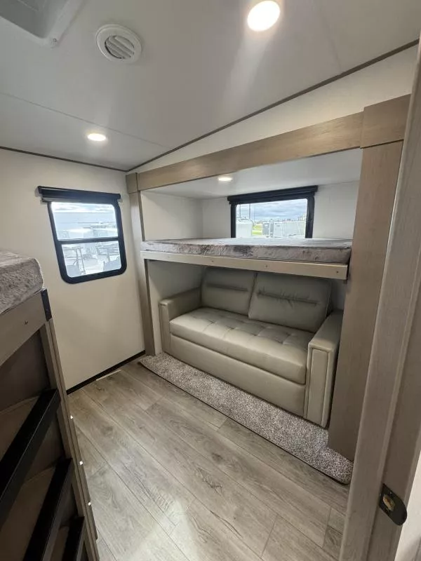 new Fifth Wheel Trailers Grand Design RV  for sale, in Fargo, ND Thumbnail 41