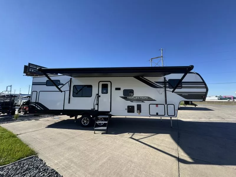 new Fifth Wheel Trailers Grand Design RV  for sale, in Fargo, ND Thumbnail 2