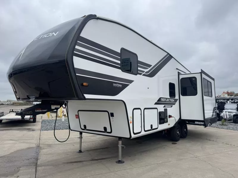 new Fifth Wheel Trailers Grand Design RV Grand Design for sale, in Fargo, ND Thumbnail 14