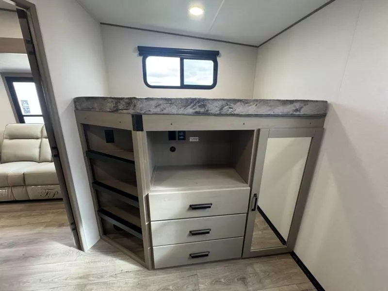 new Fifth Wheel Trailers Grand Design RV  for sale, in Fargo, ND Thumbnail 45