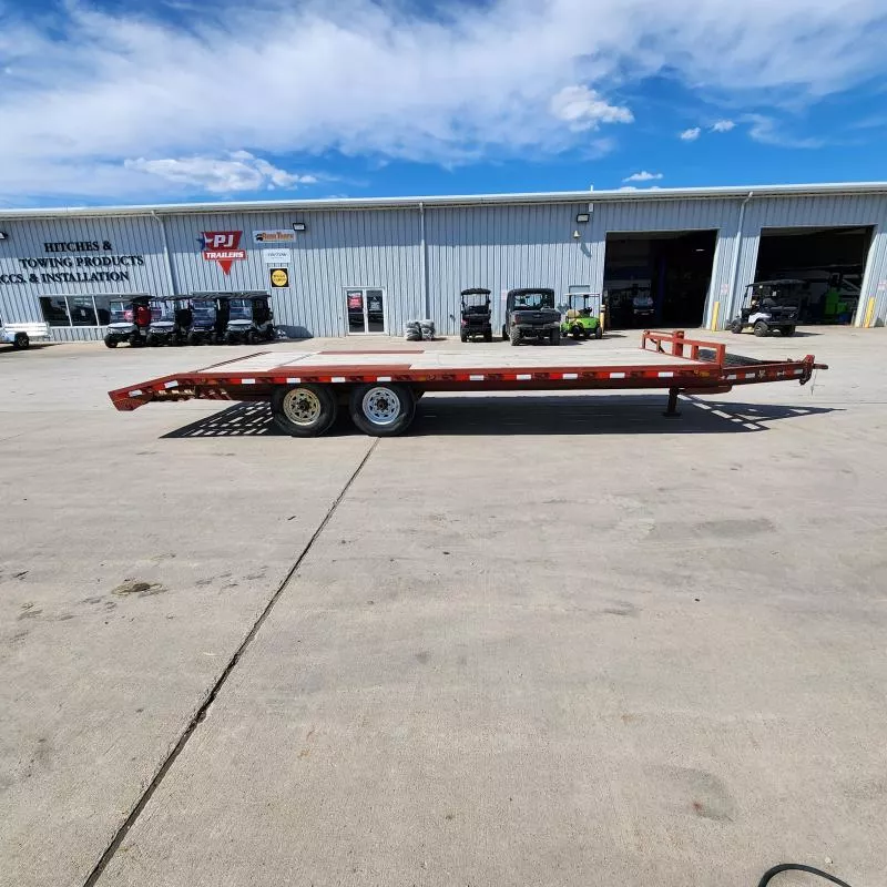 used Equipment / Flatbed Trailers PJ Trailers  for sale, in Fargo, ND Thumbnail 2