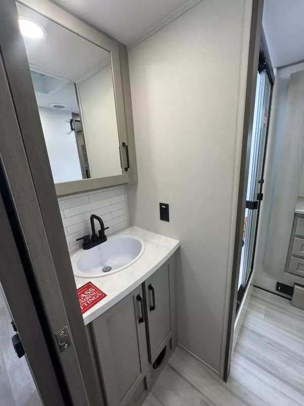 new Toy Haulers Grand Design RV  for sale, in Fargo, ND Thumbnail 47