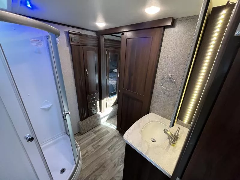 used Fifth Wheel Trailers Jayco Talon for sale, in Fargo, ND Thumbnail 28