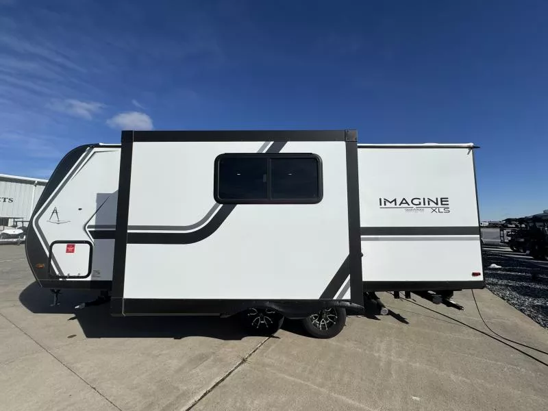 new Travel Trailers Grand Design RV  for sale, in Fargo, ND Thumbnail 6