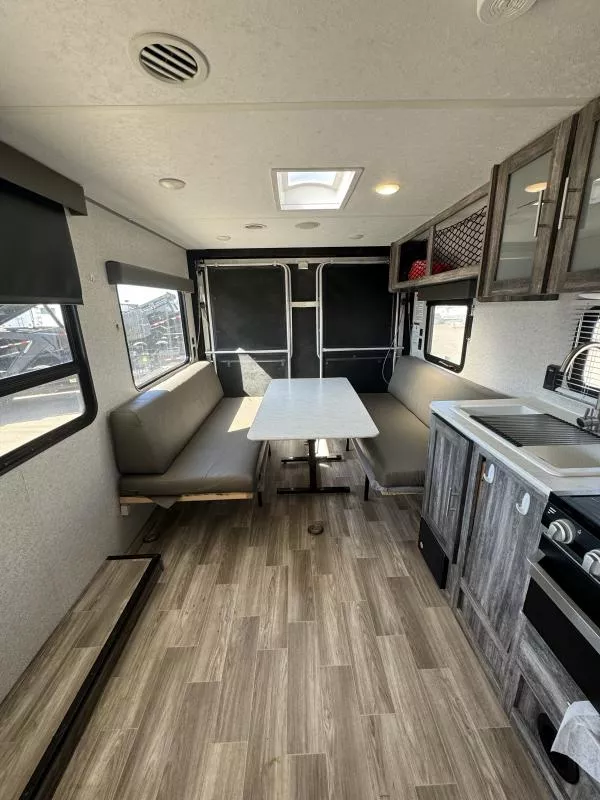 used Toy Haulers Forest River Salem FSX Platinum for sale, in Fargo, ND Thumbnail 13