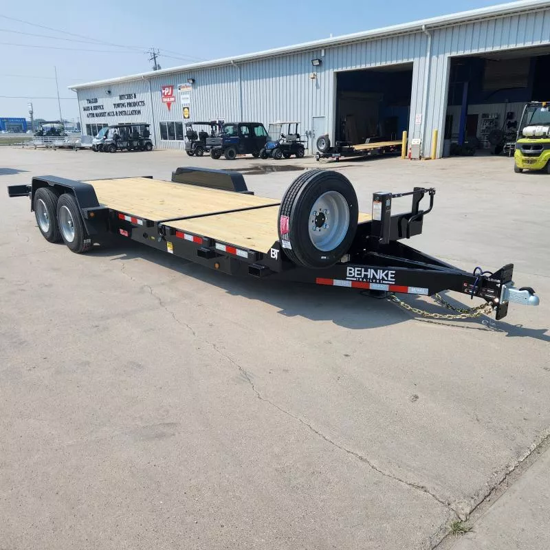 2026 Behnke 83"X22' Cushion Tilt Trailer
