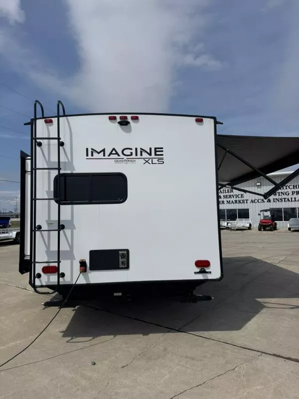 new Travel Trailers Grand Design RV Grand Design for sale, in Fargo, ND Thumbnail 8