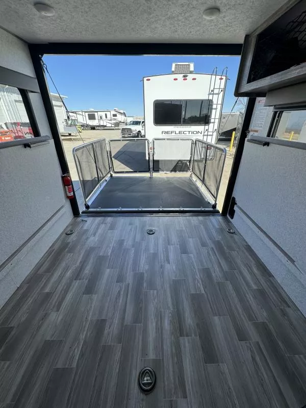 used Toy Haulers Forest River Salem FSX Platinum for sale, in Fargo, ND Thumbnail 22