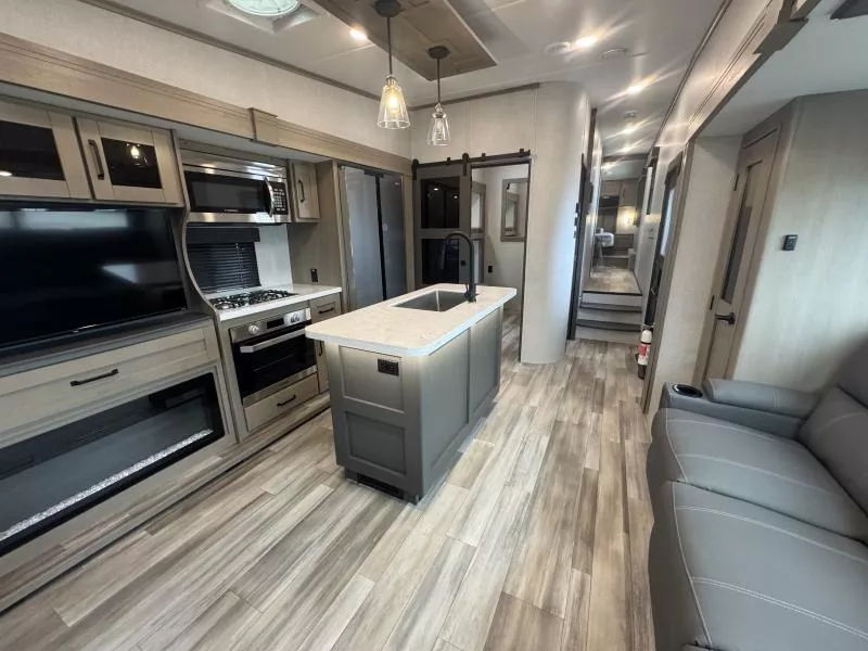 used Fifth Wheel Trailers Grand Design RV Grand Design for sale, in Fargo, ND Thumbnail 20