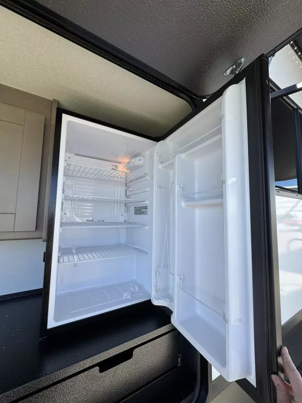 new Fifth Wheel Trailers Grand Design RV  for sale, in Fargo, ND Thumbnail 18