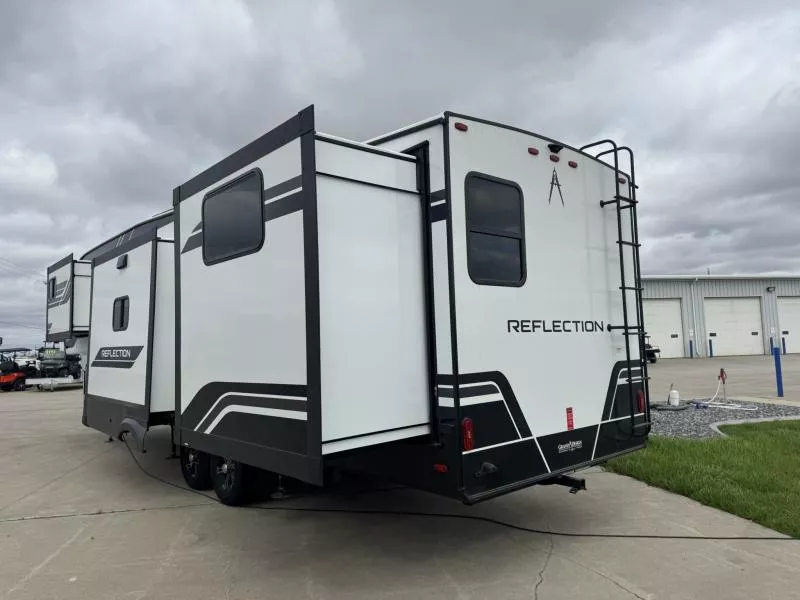 new Fifth Wheel Trailers Grand Design RV  for sale, in Fargo, ND Thumbnail 5