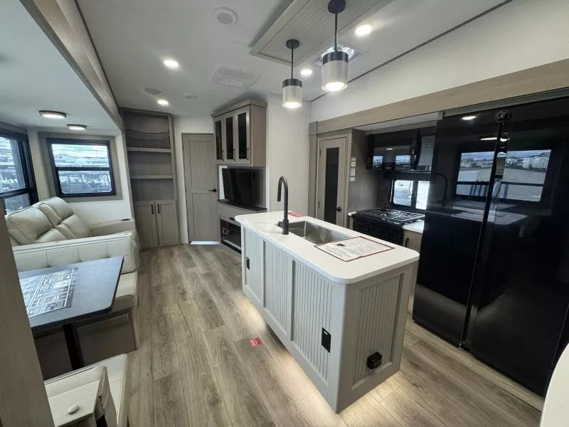 new Fifth Wheel Trailers Grand Design RV  for sale, in Fargo, ND Thumbnail 26