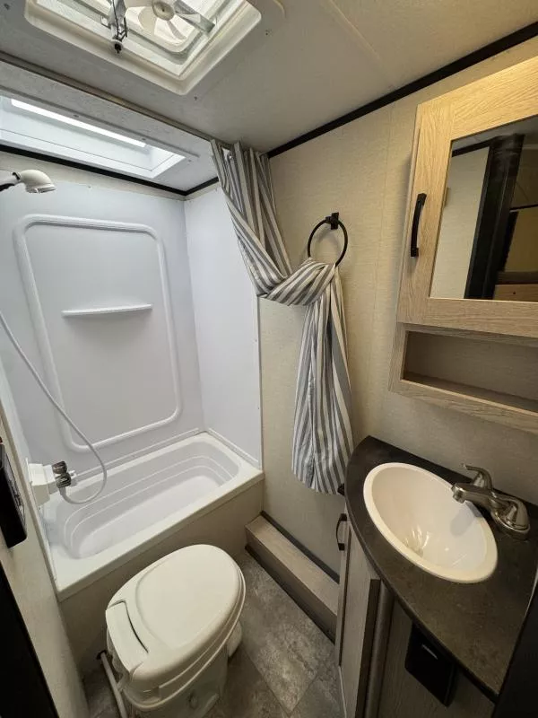 used Travel Trailers Coachmen Coachmen for sale, in Fargo, ND Thumbnail 43