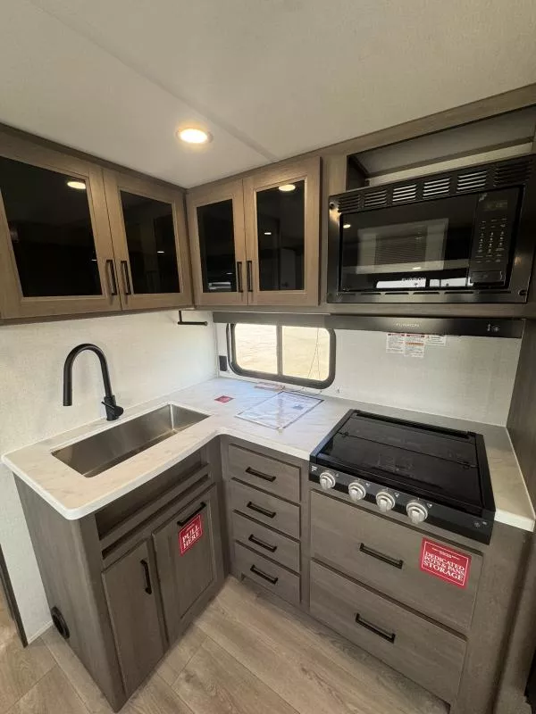 new Travel Trailers Grand Design RV  for sale, in Fargo, ND Thumbnail 31