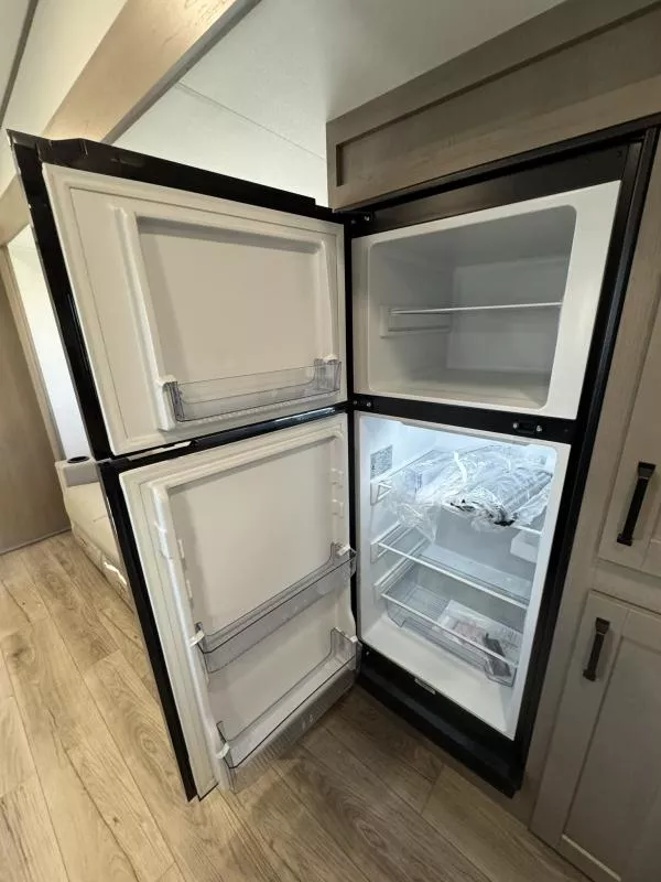 new Fifth Wheel Trailers Grand Design RV  for sale, in Fargo, ND Thumbnail 35