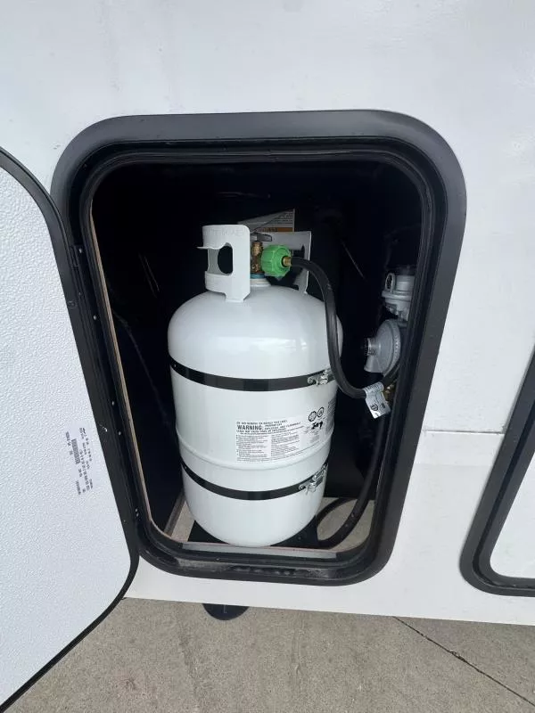 new Fifth Wheel Trailers Grand Design RV  for sale, in Fargo, ND Thumbnail 12