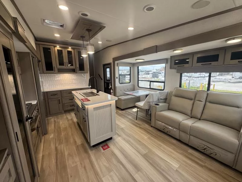 new Fifth Wheel Trailers Grand Design RV Grand Design for sale, in Fargo, ND Thumbnail 25