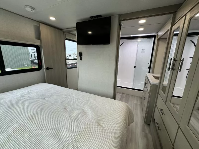 new Fifth Wheel Trailers Grand Design RV Influence for sale, in Fargo, ND Thumbnail 34